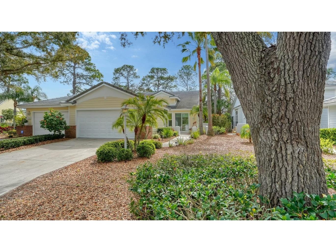 7733 Whitebridge Glen University Park FL 34201 A4615597 image1