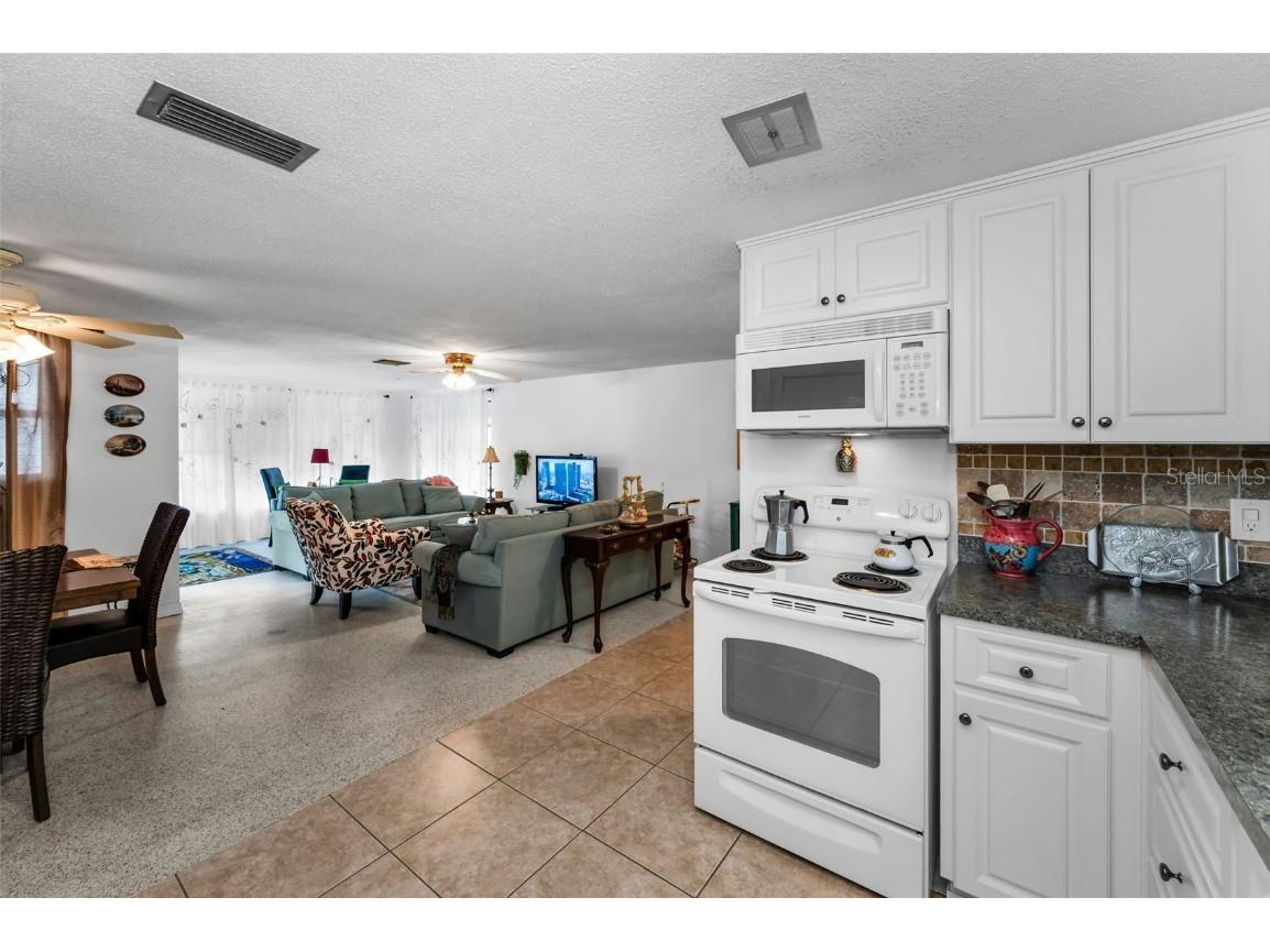 7735 Canna Drive Port Richey FL 34668 W7878054 image20