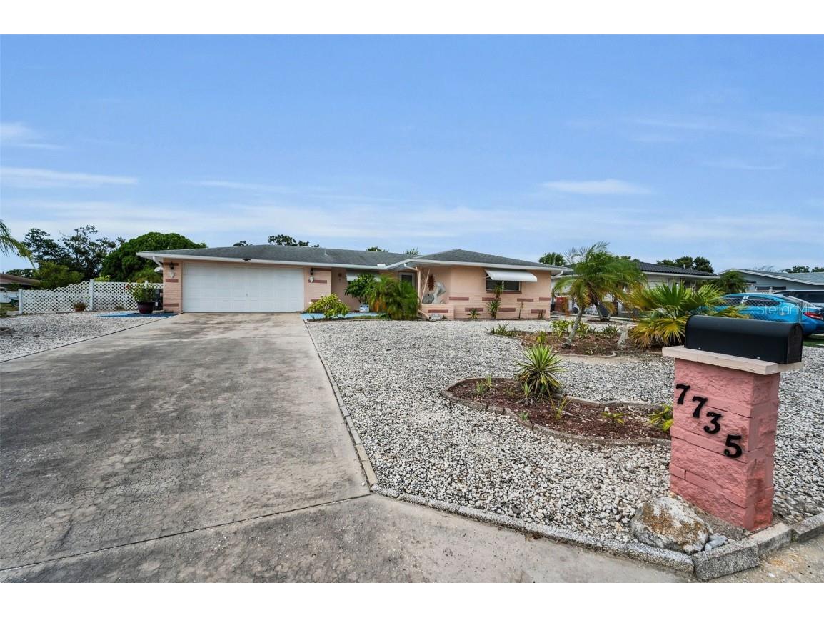 7735 Canna Drive Port Richey FL 34668 W7878054 image48