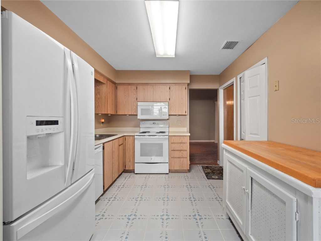 7736 Compass Drive Orlando FL 32810 O6347566 image13