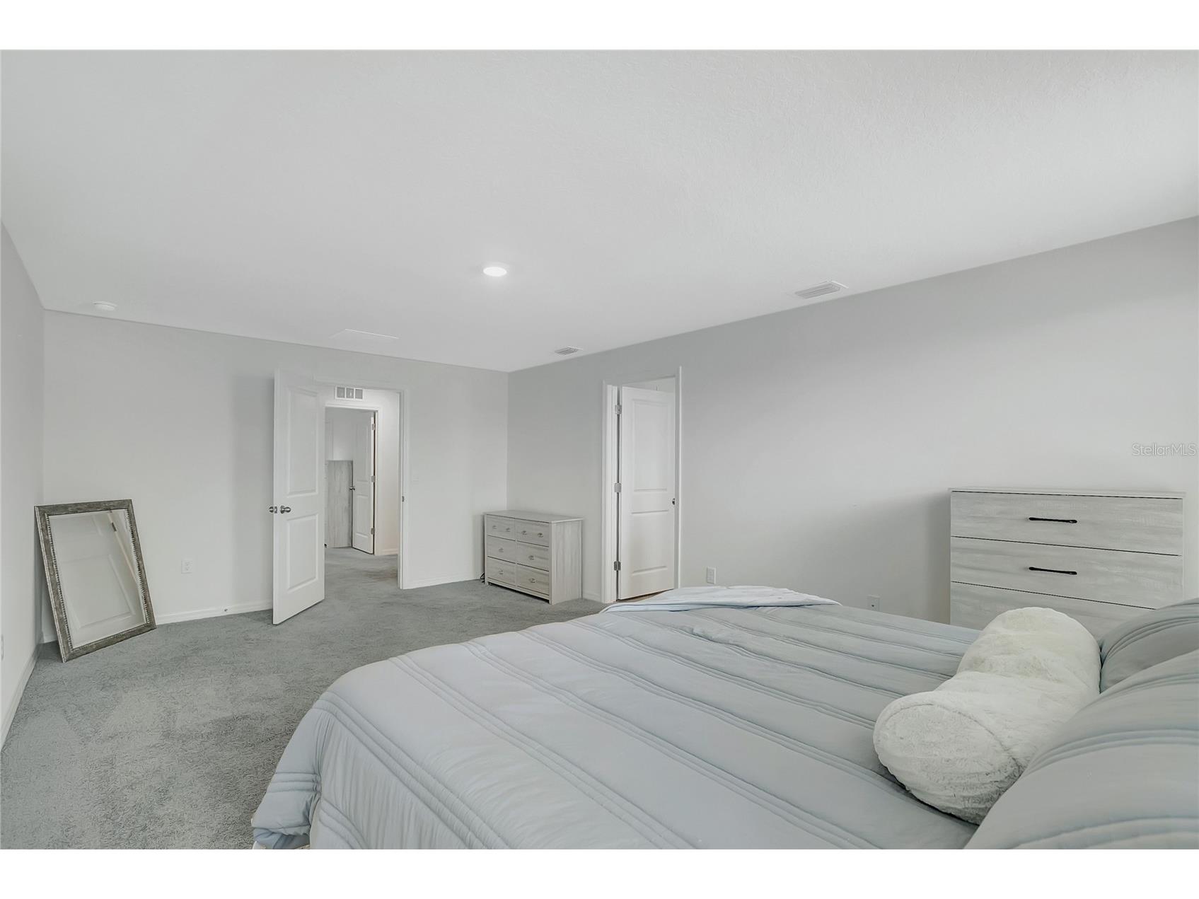 7737 Rosewood Garden Loop Tampa FL 33637 TB8494192 image27