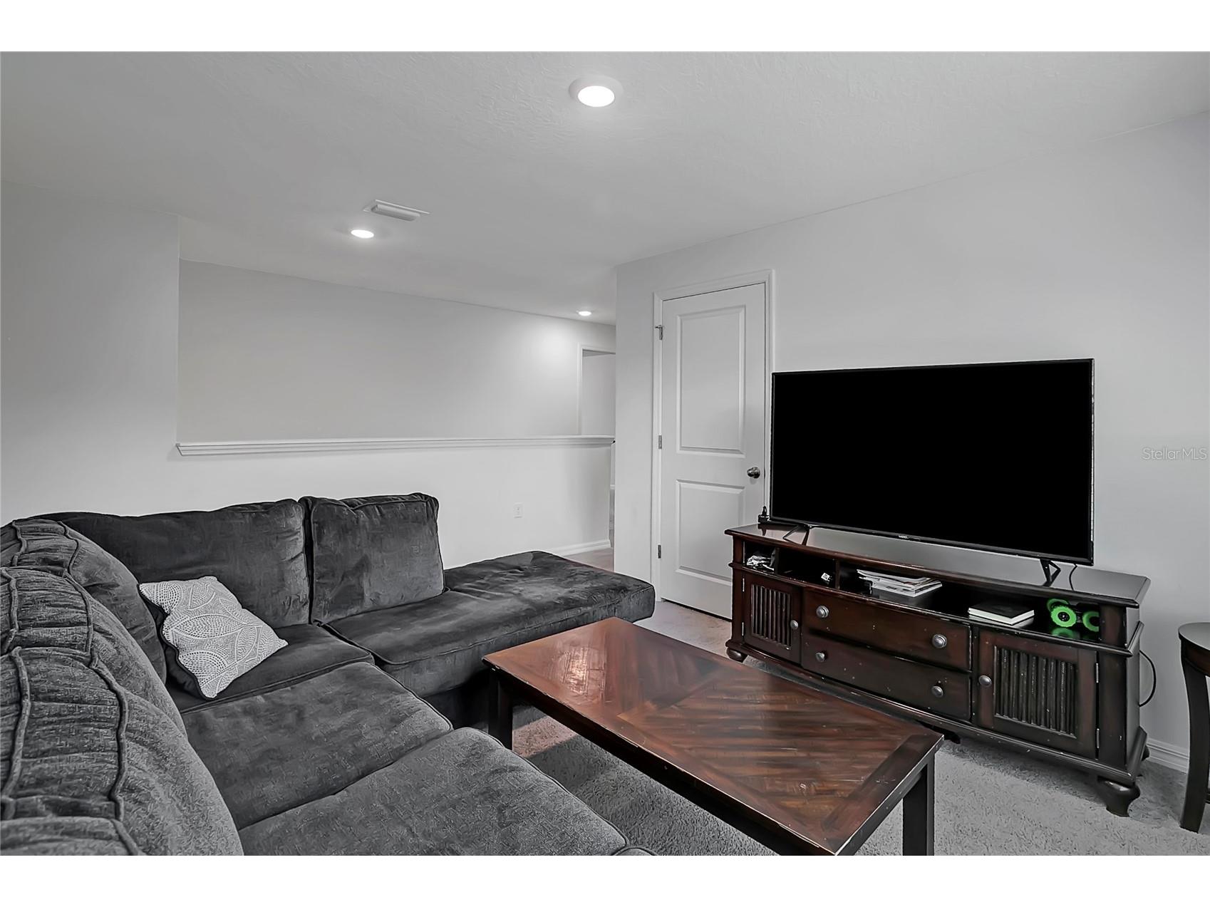 7737 Rosewood Garden Loop Tampa FL 33637 TB8494192 image40