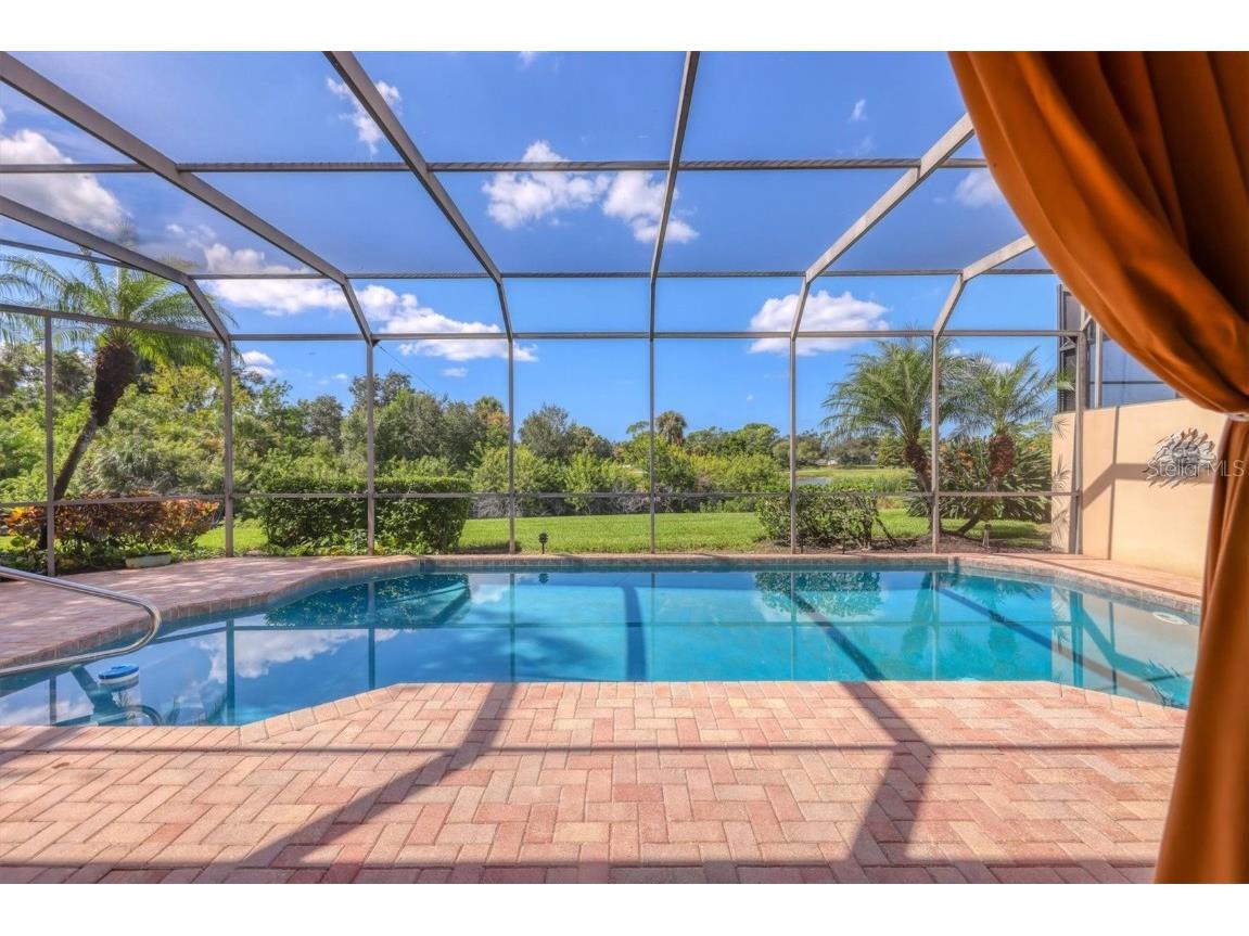 7738 Calle Facil Sarasota FL 34238 A4669285 image2