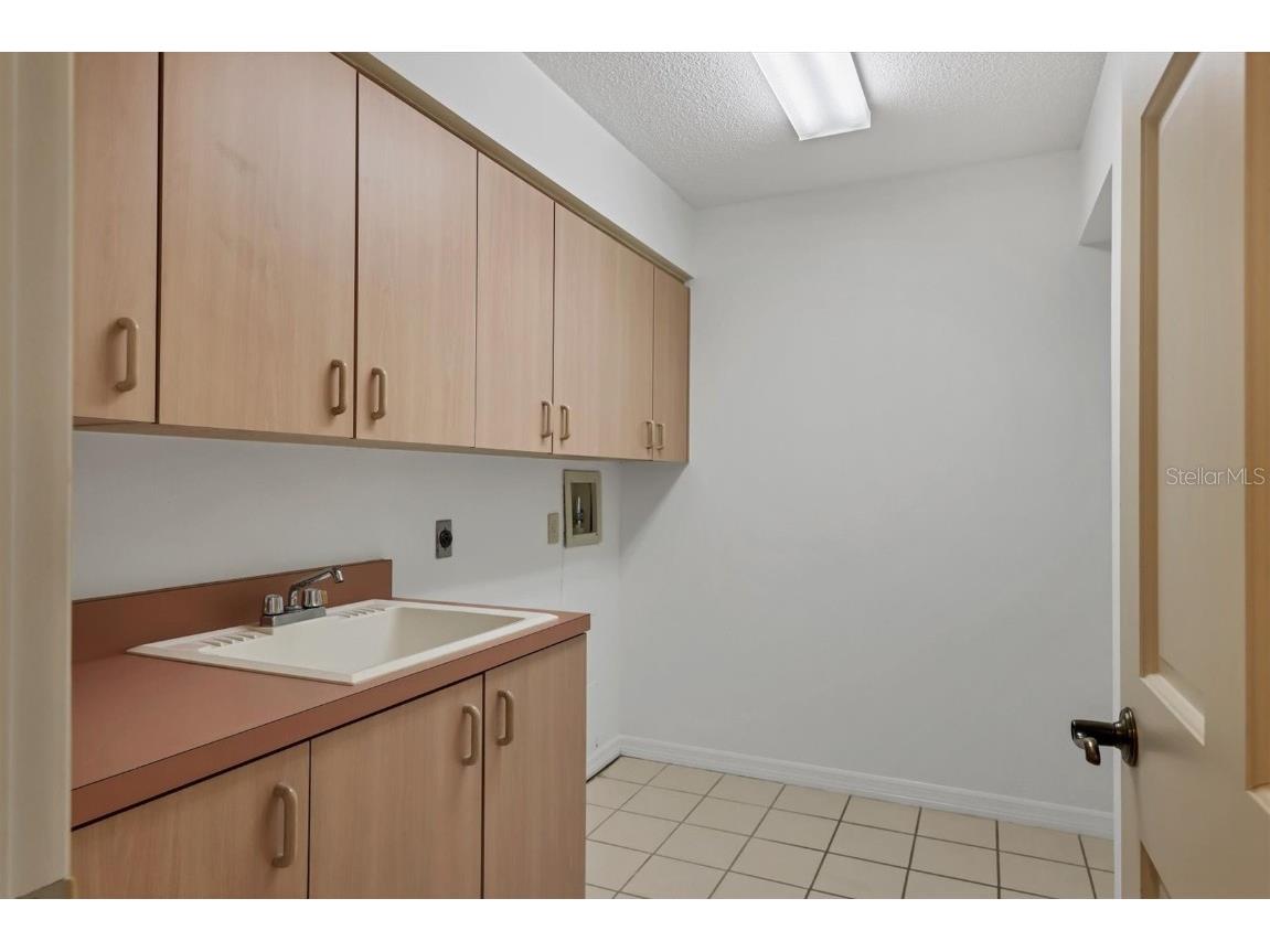 7738 Calle Facil Sarasota FL 34238 A4669285 image38