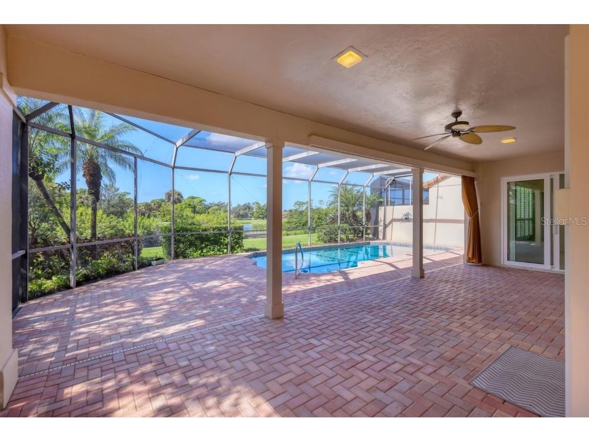 7738 Calle Facil Sarasota FL 34238 A4669285 image40