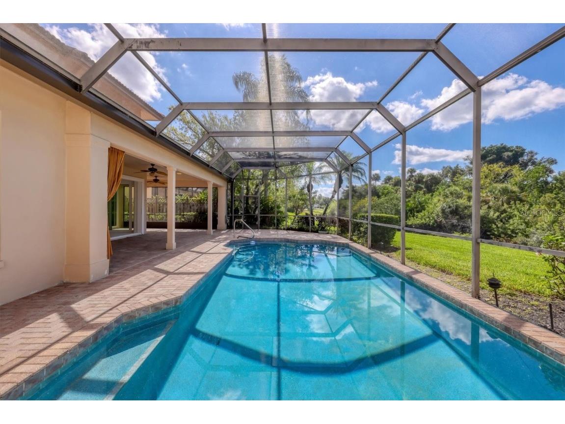 7738 Calle Facil Sarasota FL 34238 A4669285 image46