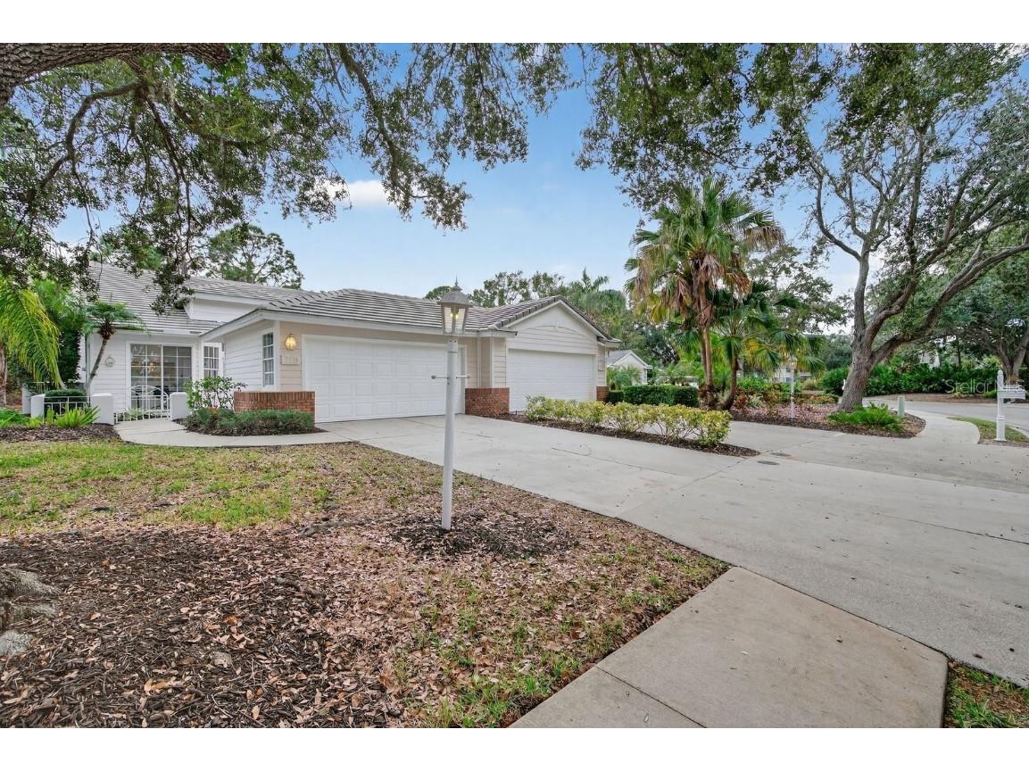 7739 Whitebridge Glen University Park FL 34201 A4675926 image26