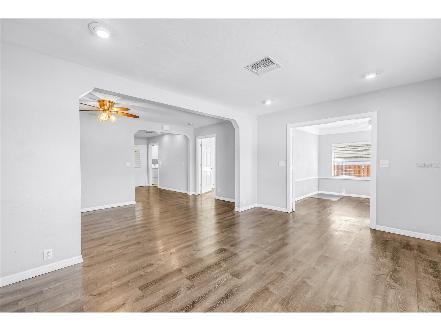 774 40th Avenue NE Saint Petersburg FL 33703 TB8466445 image11