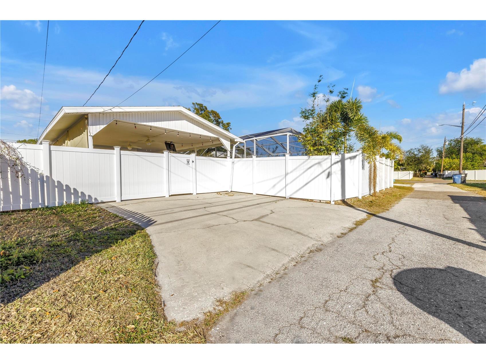 774 40th Avenue NE Saint Petersburg FL 33703 TB8466445 image30
