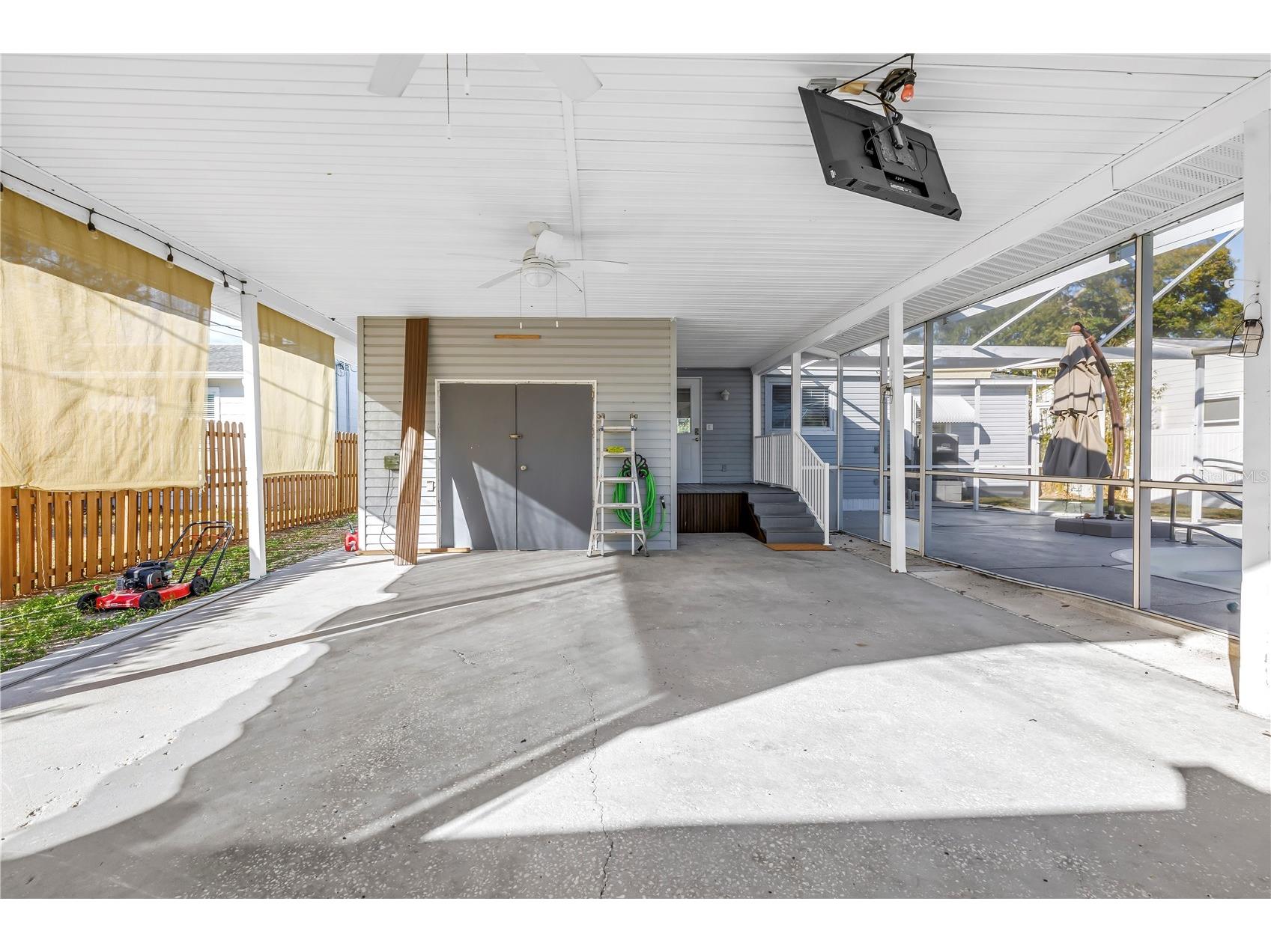 774 40th Avenue NE Saint Petersburg FL 33703 TB8466445 image32