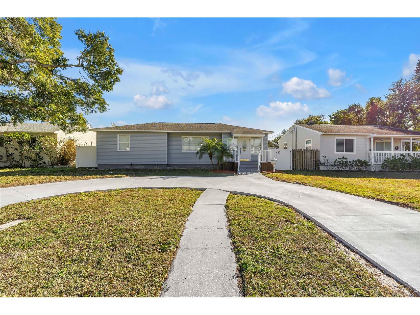 774 40th Avenue NE Saint Petersburg FL 33703 TB8466445 image35