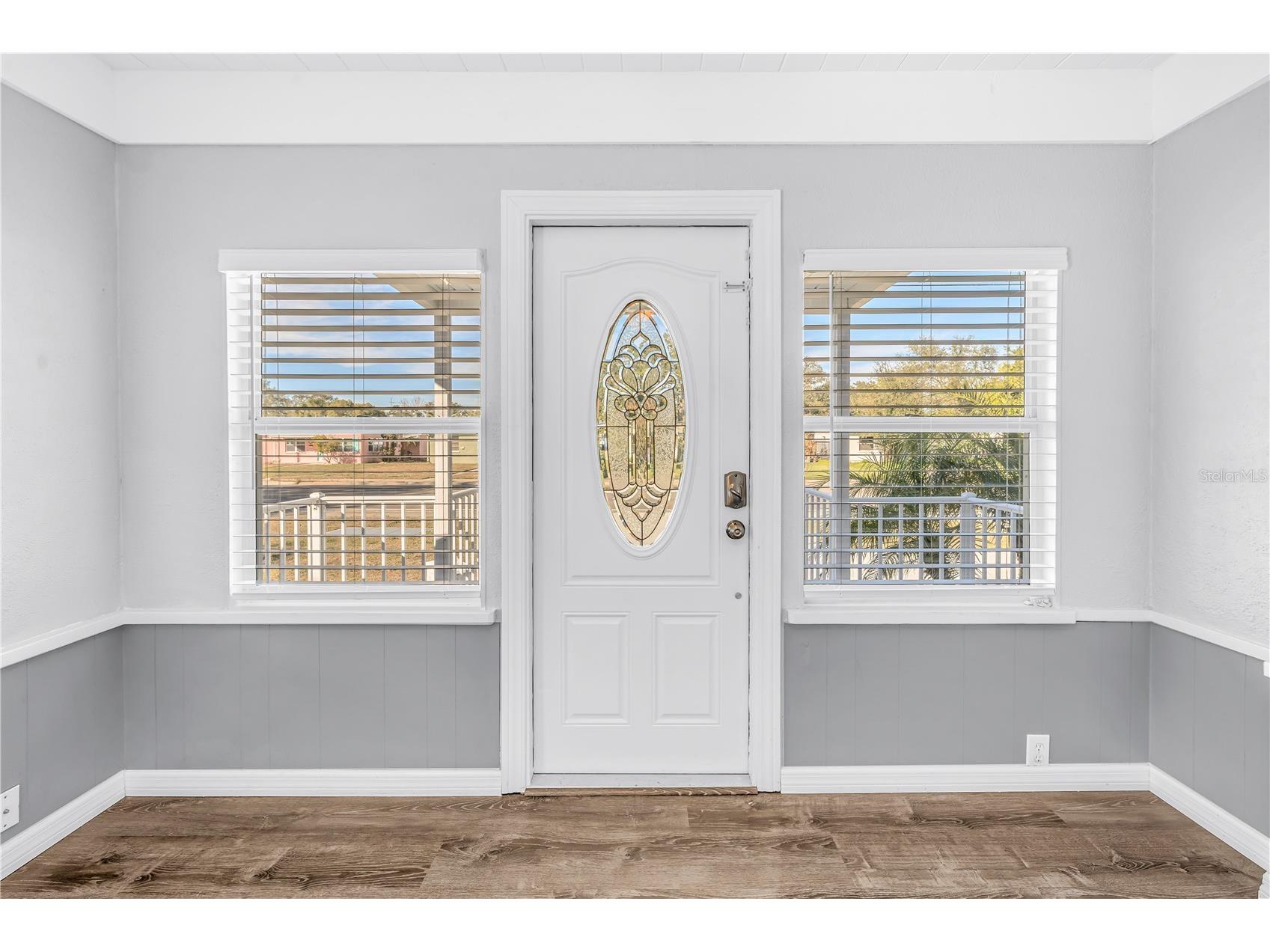 774 40th Avenue NE Saint Petersburg FL 33703 TB8466445 image4