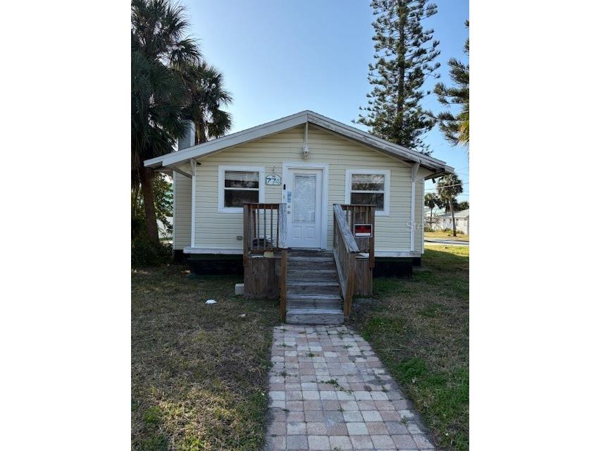 774 Lantana Avenue Clearwater Beach FL 33767 TB8468687 image1