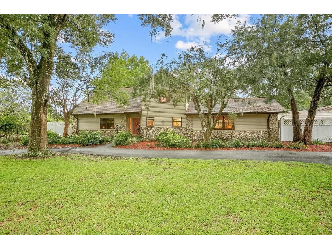 774 Shaw Lake Road Pierson FL 32180 V4931211 image1