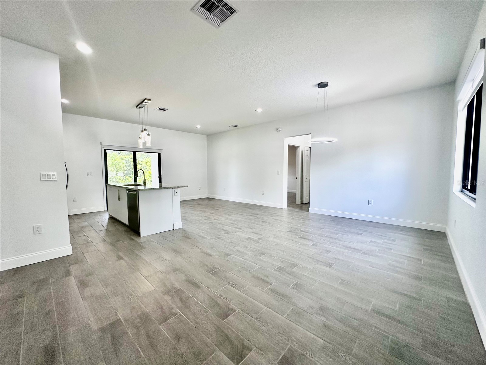 774 W 9th Street Deltona FL 32725 O6400690 image3