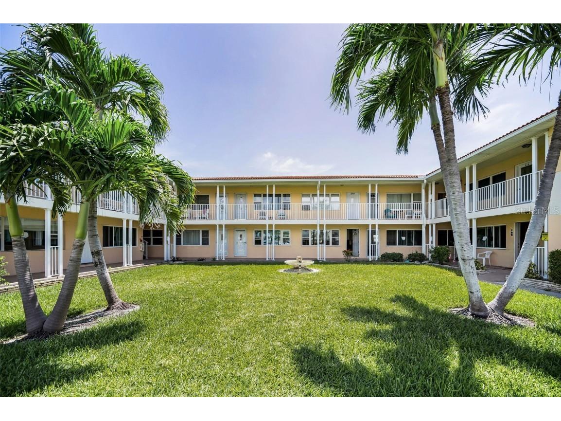 7740 Boca Ciega Drive #204 Saint Pete Beach FL 33706 TB8404536 image3
