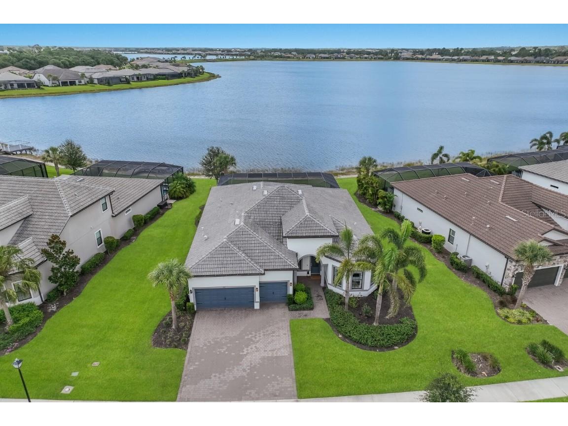 7740 Grande Shores Drive Sarasota FL 34240 - WEST TEAL LAKE A4573273 image1