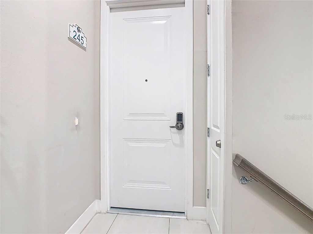 7740 Sandy Ridge Drive #245 Reunion FL 34747 O6355937 image2