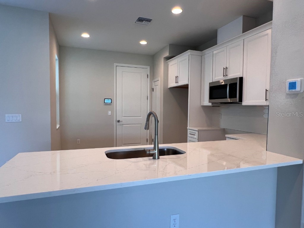 7741 93rd Street N Seminole FL 33777 TB8450571 image6