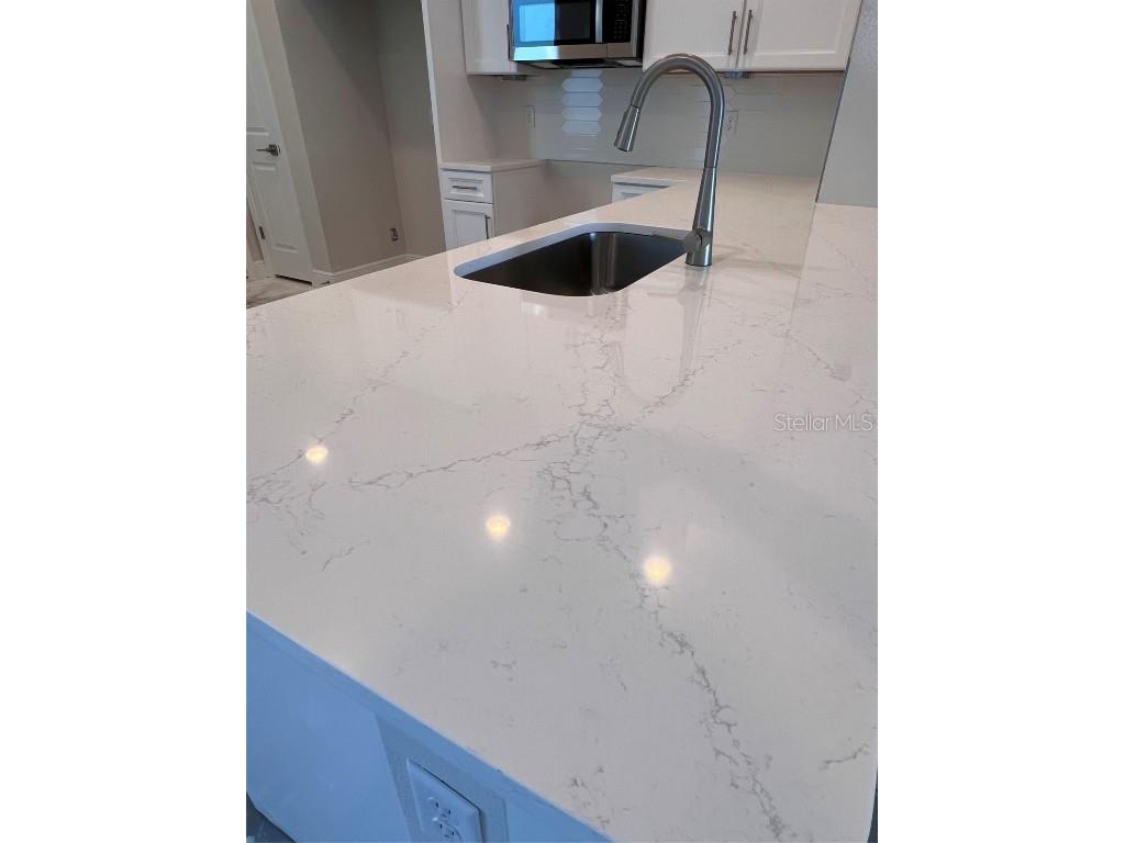 7741 93rd Street N Seminole FL 33777 TB8450571 image7