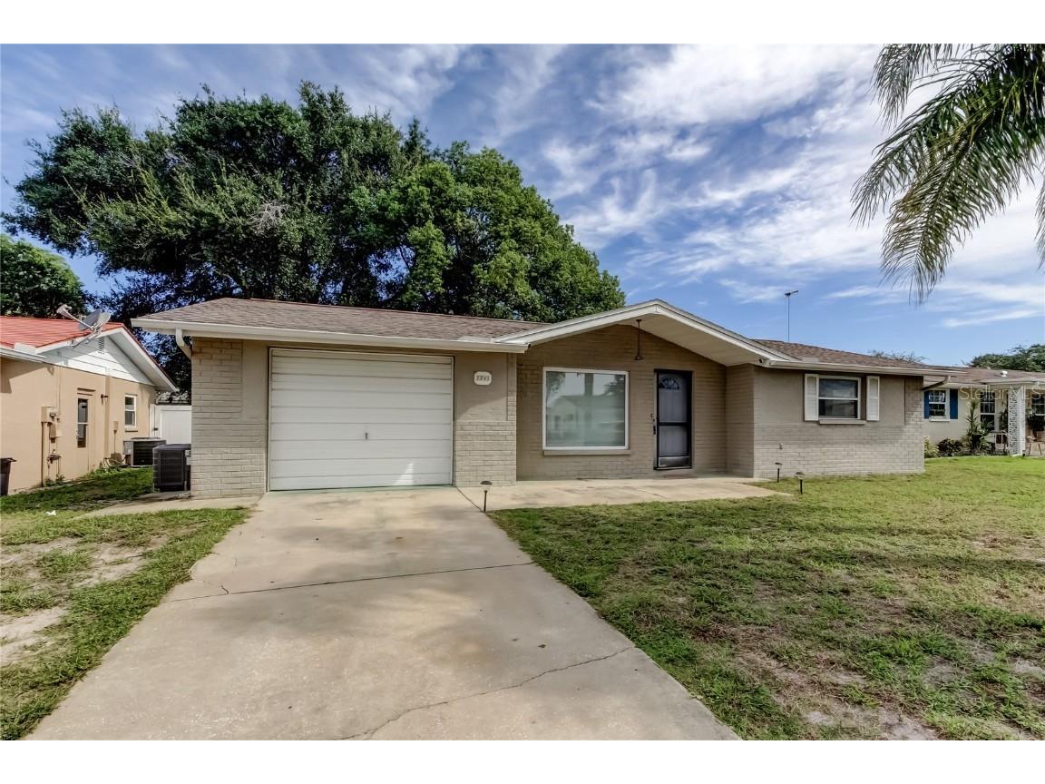 7741 Hawthorn Drive Port Richey FL 34668 TB8424667 image1