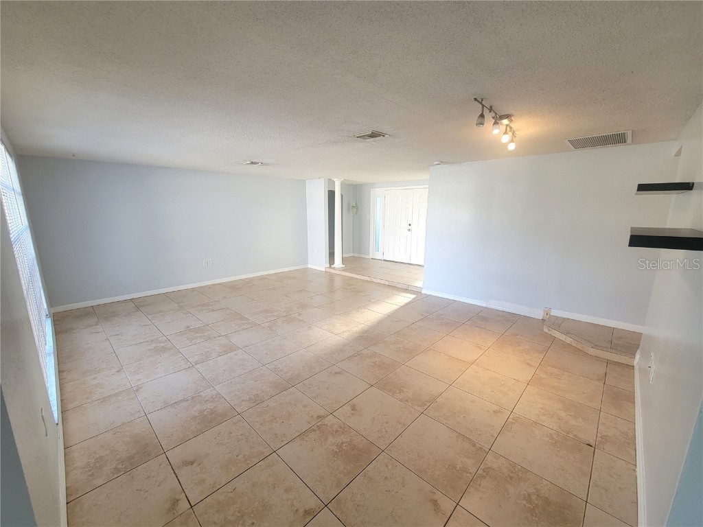 7741 Treasure Pointe Drive Port Richey FL 34668 W7880684 image5