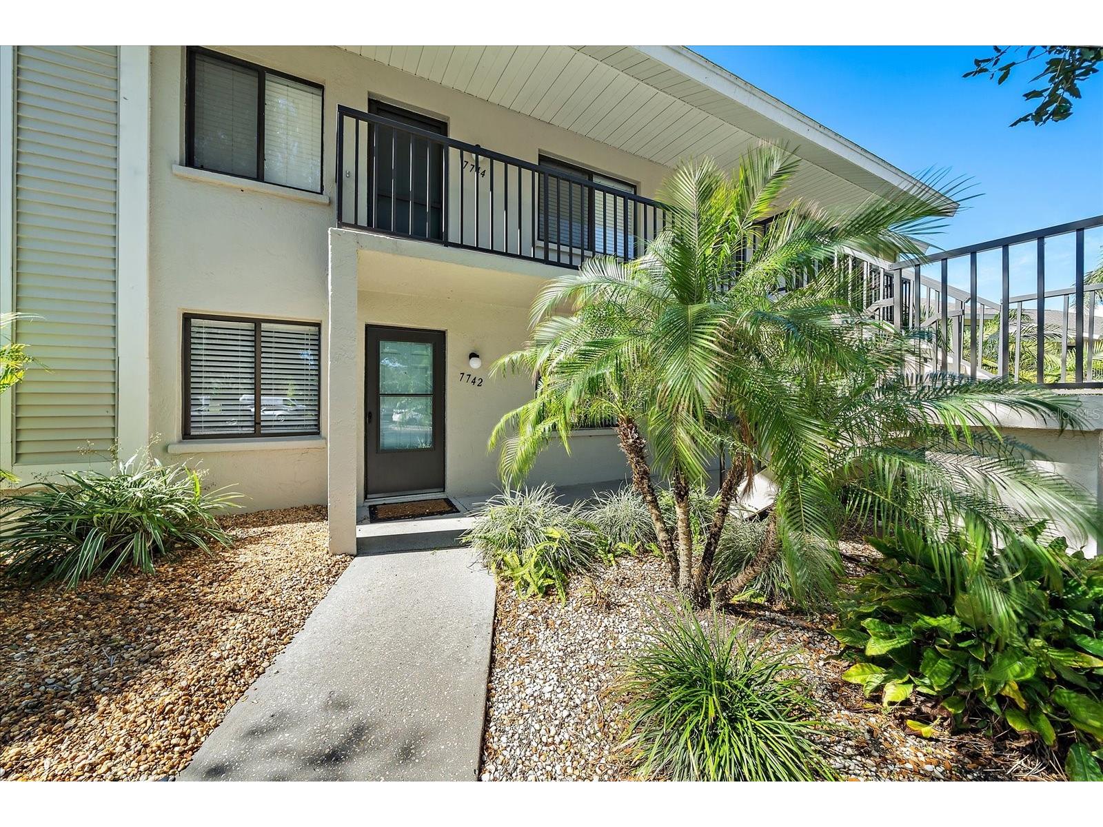7742 Eagle Creek Drive #7524 Sarasota FL 34243 TB8471897 image1