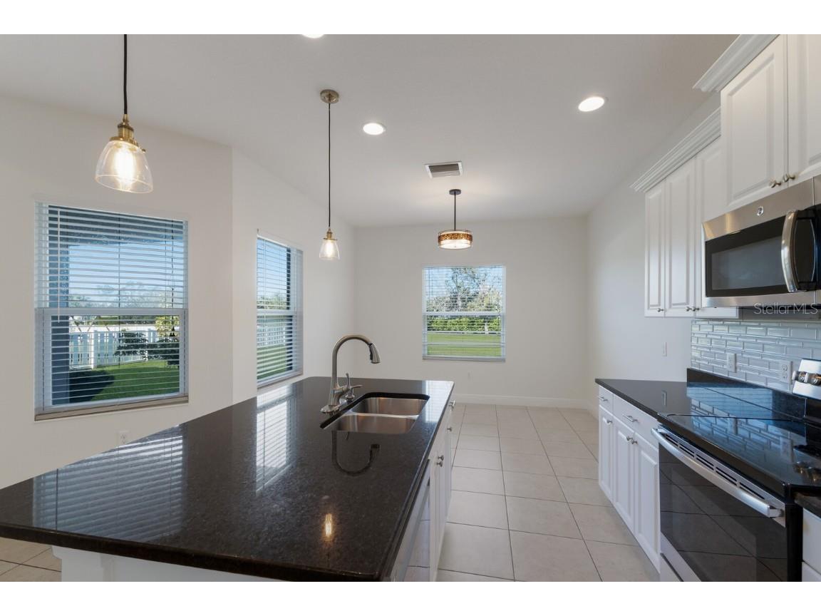 7742 Ridgelake Circle Bradenton FL 34203 A4644733 image8