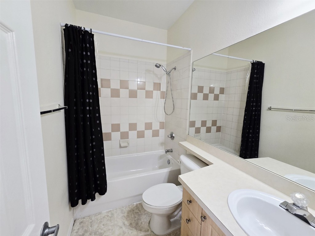 7743 Plantation Circle University Park FL 34201 A4654396 image6