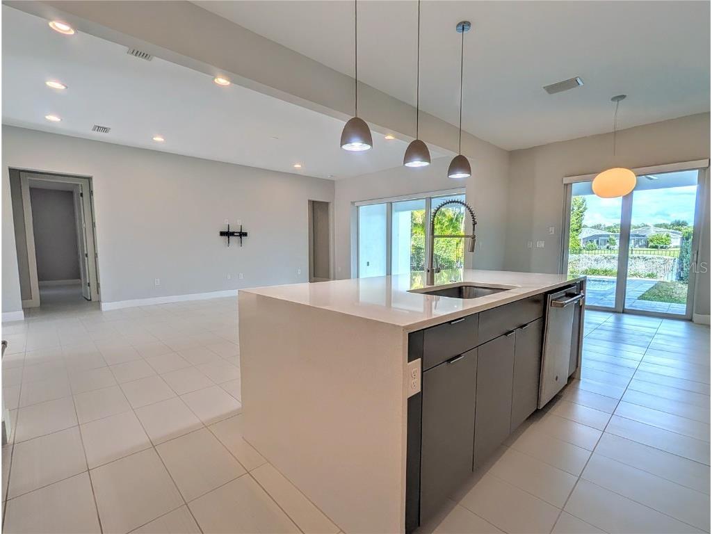 7744 Sandhill Lake Drive Sarasota FL 34241 A4675923 image6