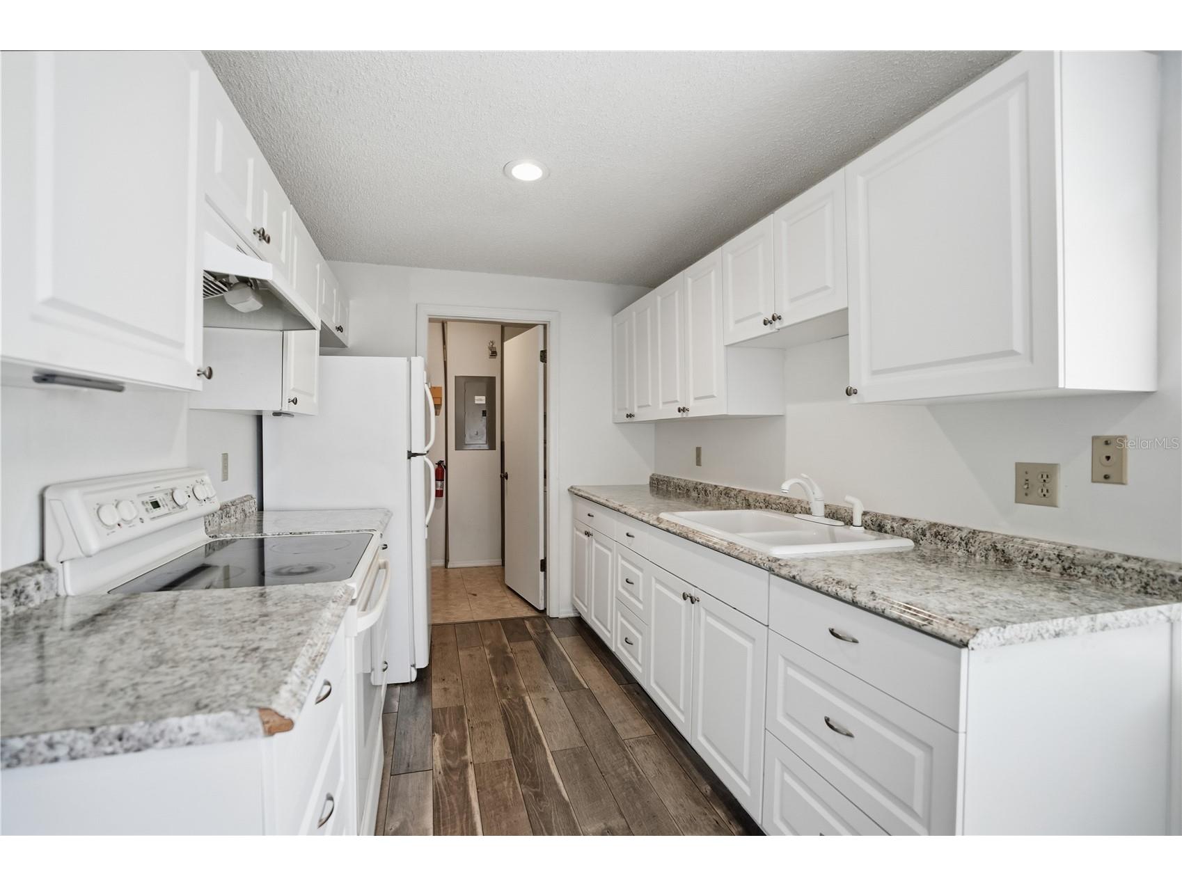 7744 St Andrews Boulevard #1 Weeki Wachee FL 34613 W7882382 image5