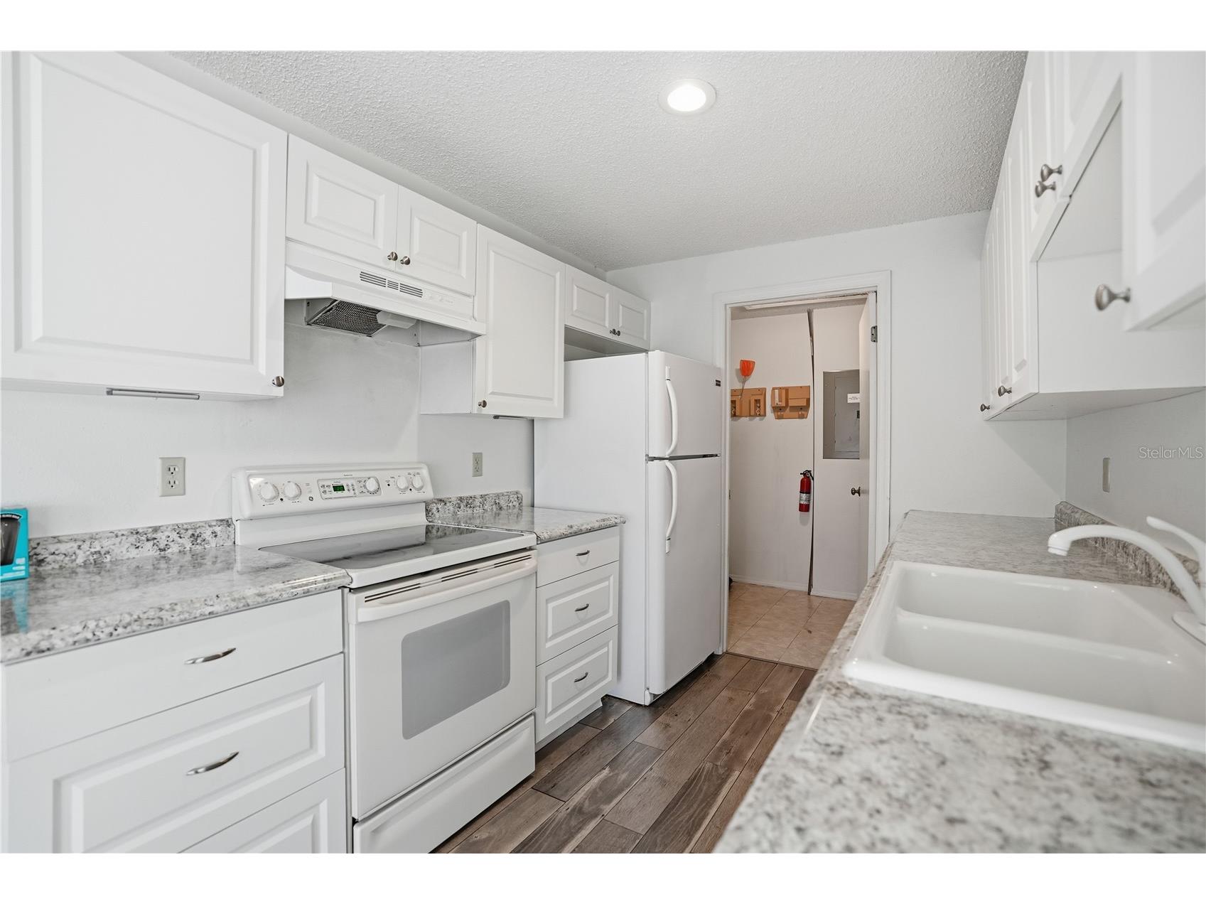 7744 St Andrews Boulevard #1 Weeki Wachee FL 34613 W7882382 image6