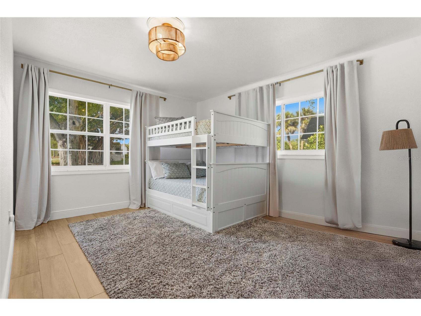 7746 Westmoreland Drive Sarasota FL 34243 A4688339 image21