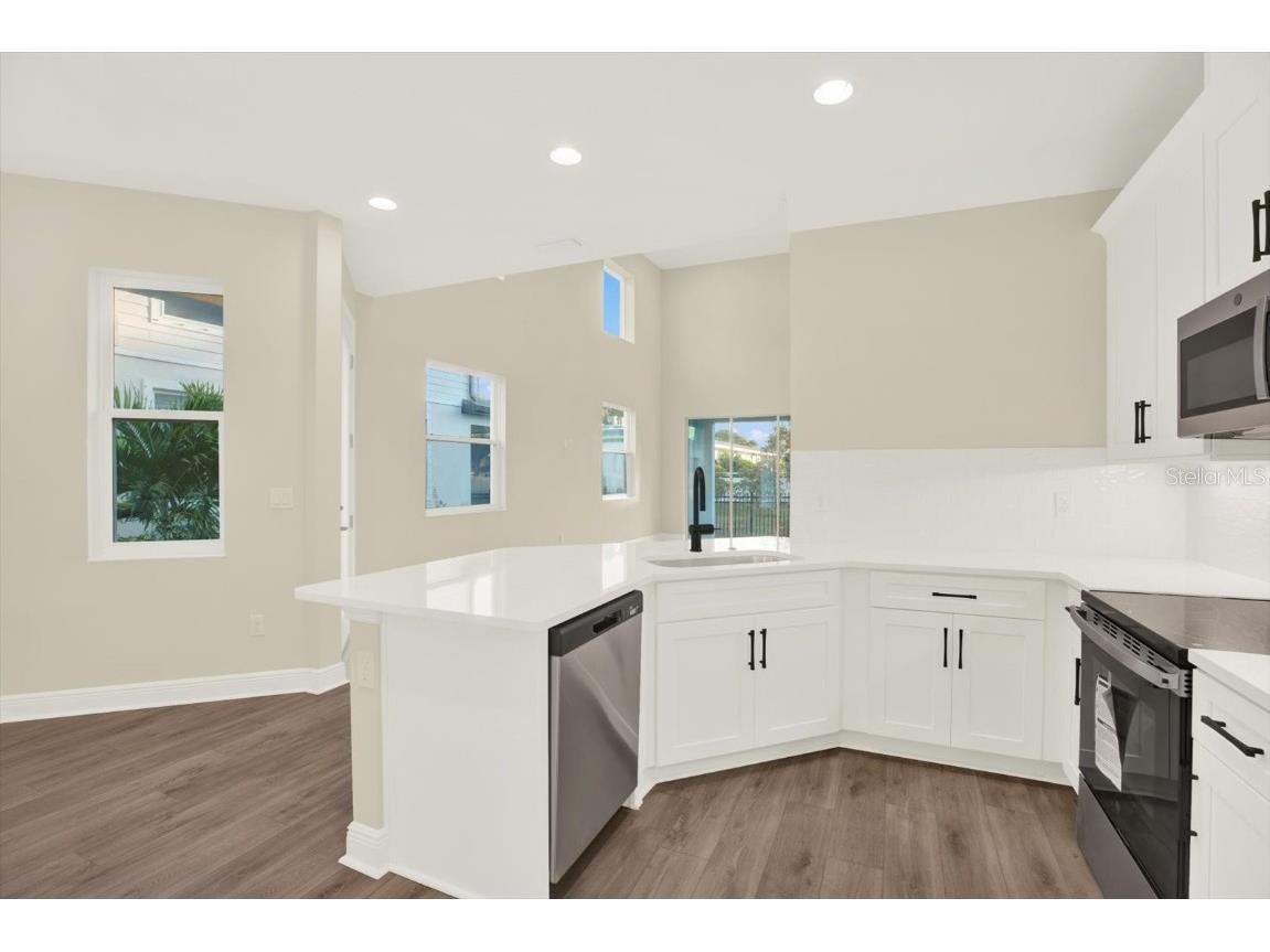 7749 93rd Street N Seminole FL 33777 TB8447679 image6