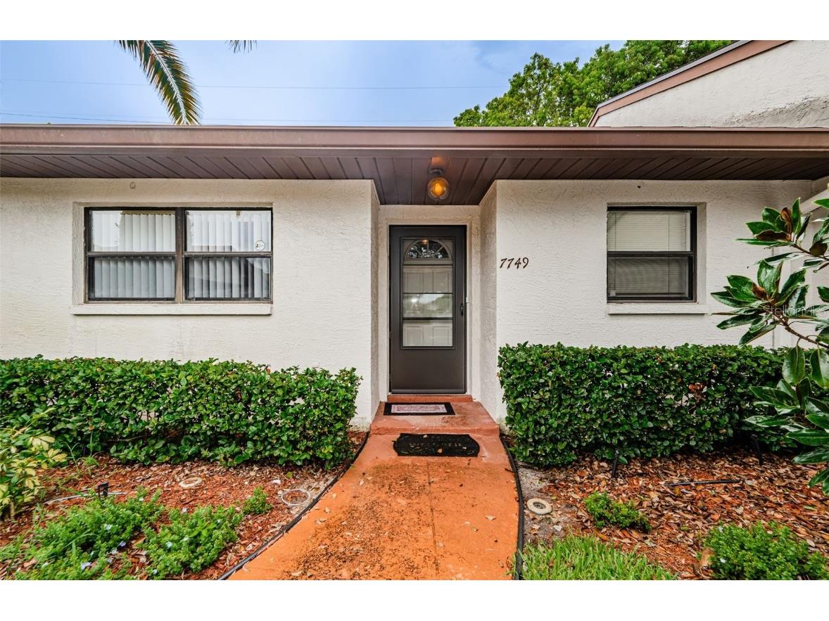 7749 Radcliffe Circle Port Richey FL 34668 T3460661 image1