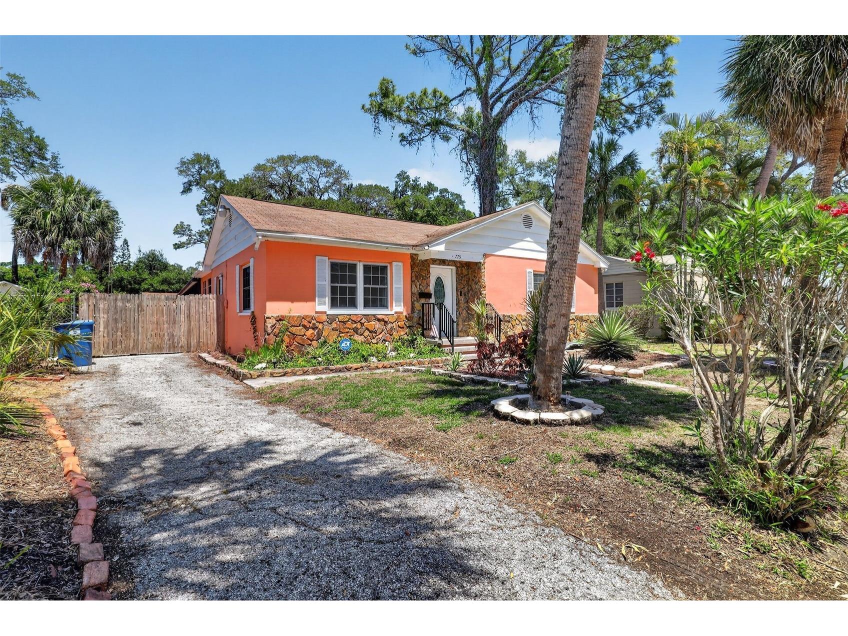 775 28th Avenue S Saint Petersburg FL 33705 O6394592 image2