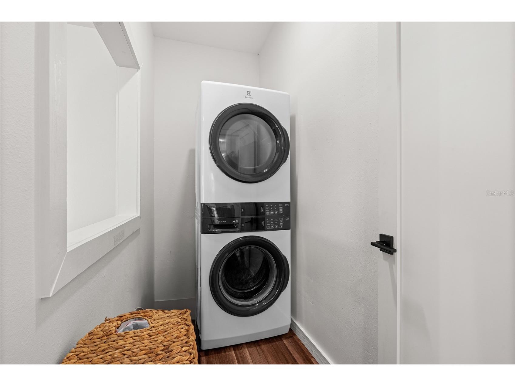 775 39th Avenue NE Saint Petersburg FL 33703 TB8472725 image18