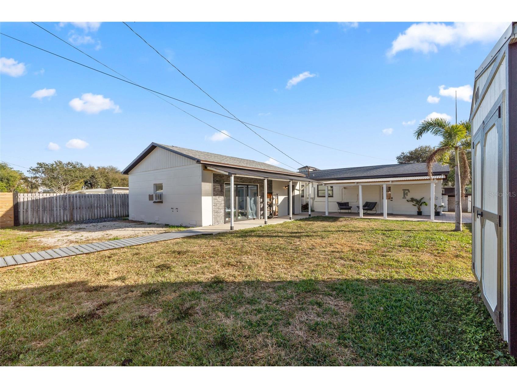 775 39th Avenue NE Saint Petersburg FL 33703 TB8472725 image19