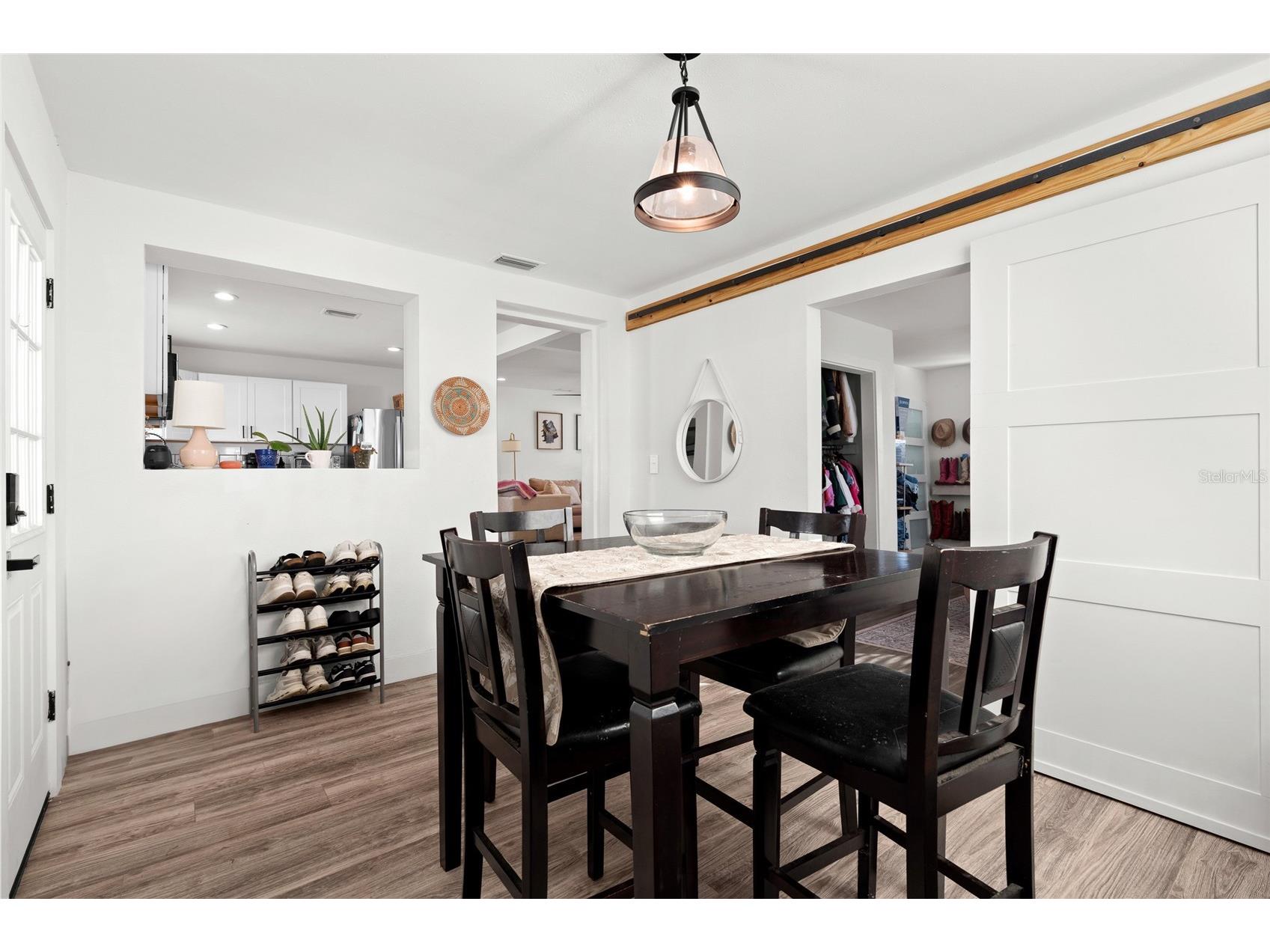 775 39th Avenue NE Saint Petersburg FL 33703 TB8472725 image6