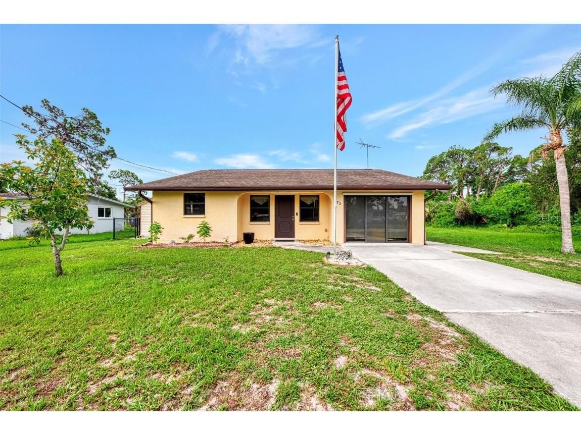 775 Grove Street Englewood FL 34223 D6137314 image1