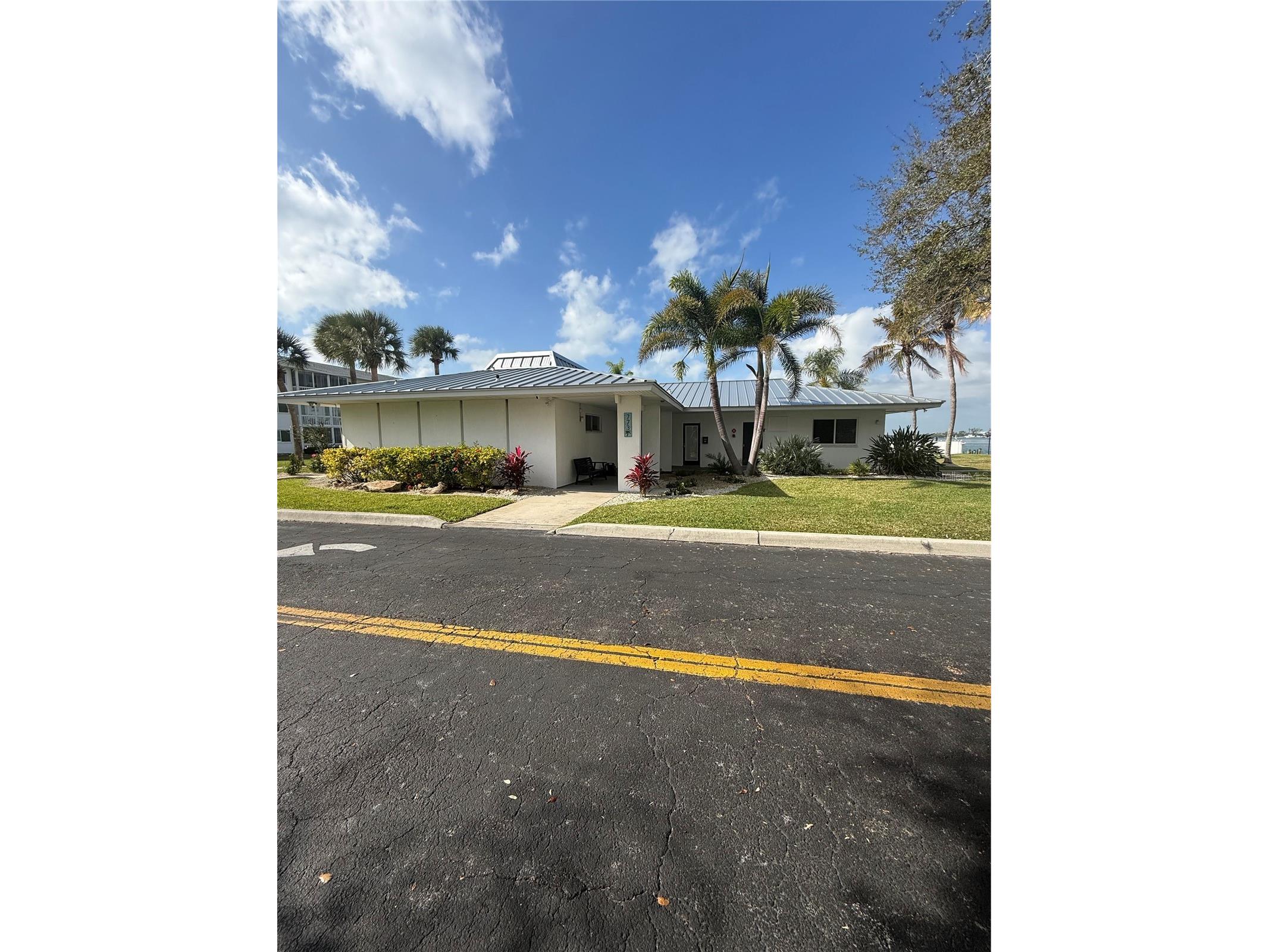 775 John Ringling Boulevard # 33 Sarasota FL 34236 - SARASOTA BAY A4668031 image45