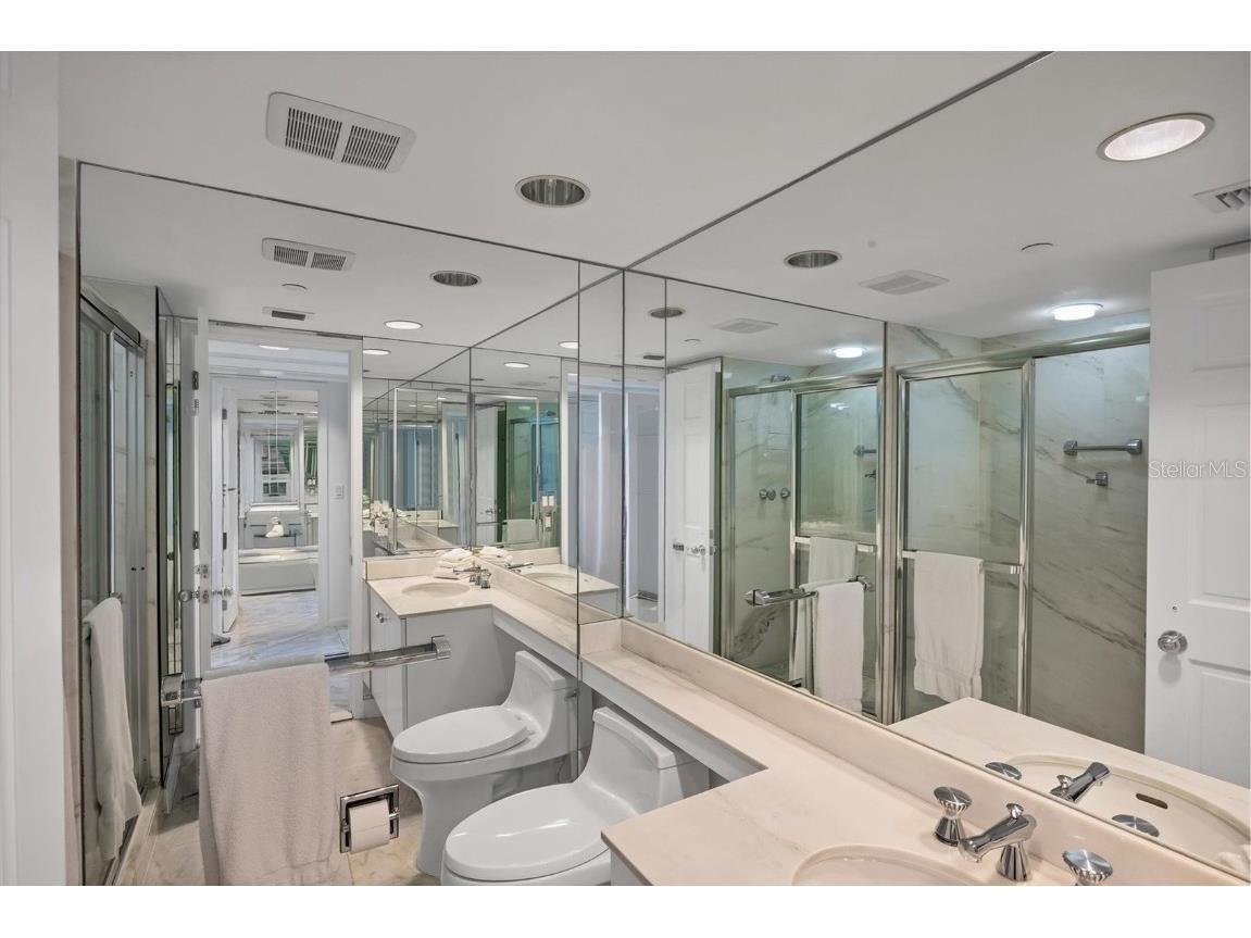 775 Longboat Club Road #203 Longboat Key FL 34228 A4667025 image29