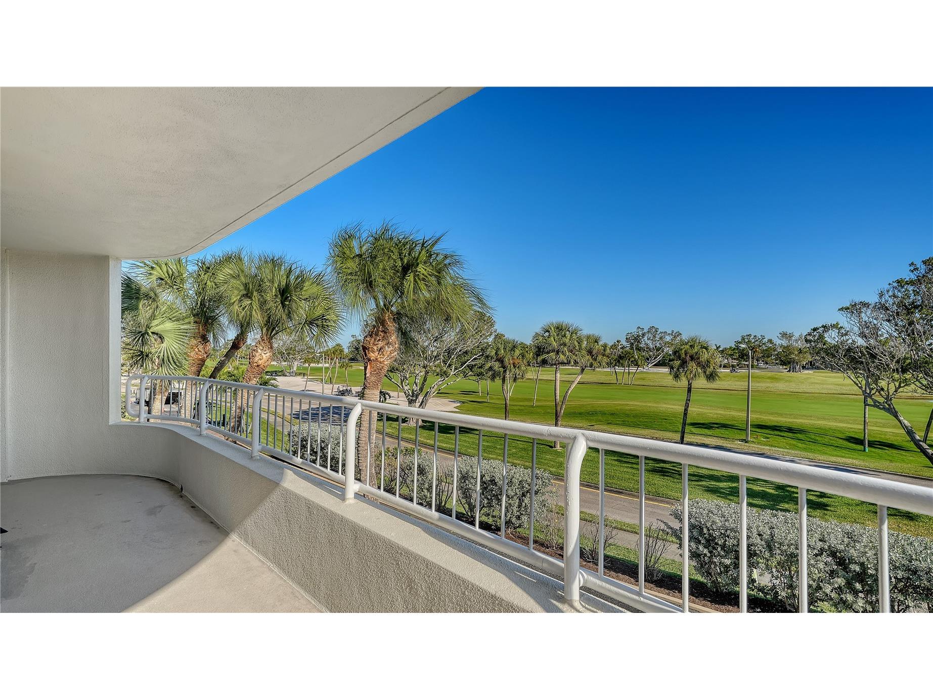 775 Longboat Club Road #204 Longboat Key FL 34228 A4677065 image10