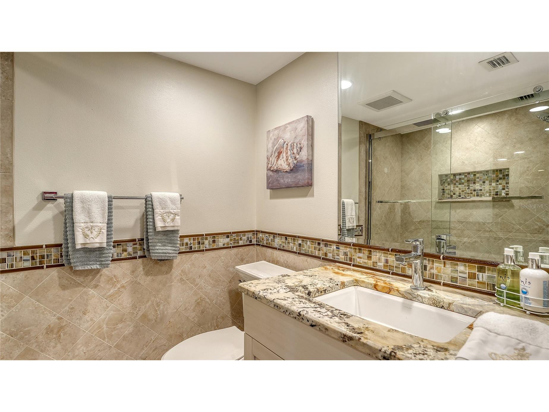 775 Longboat Club Road #204 Longboat Key FL 34228 A4677065 image28