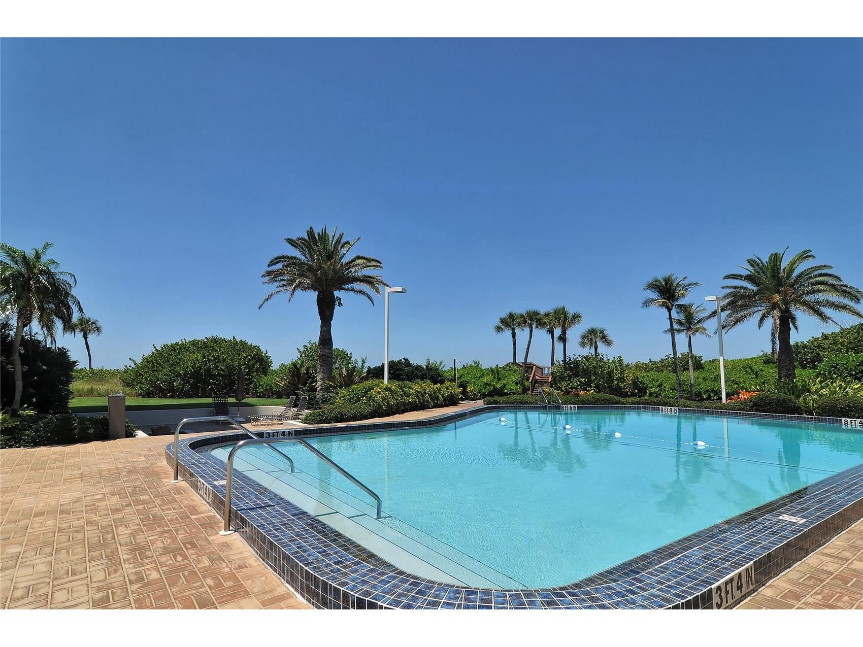 775 Longboat Club Road #204 Longboat Key FL 34228 A4677065 image35