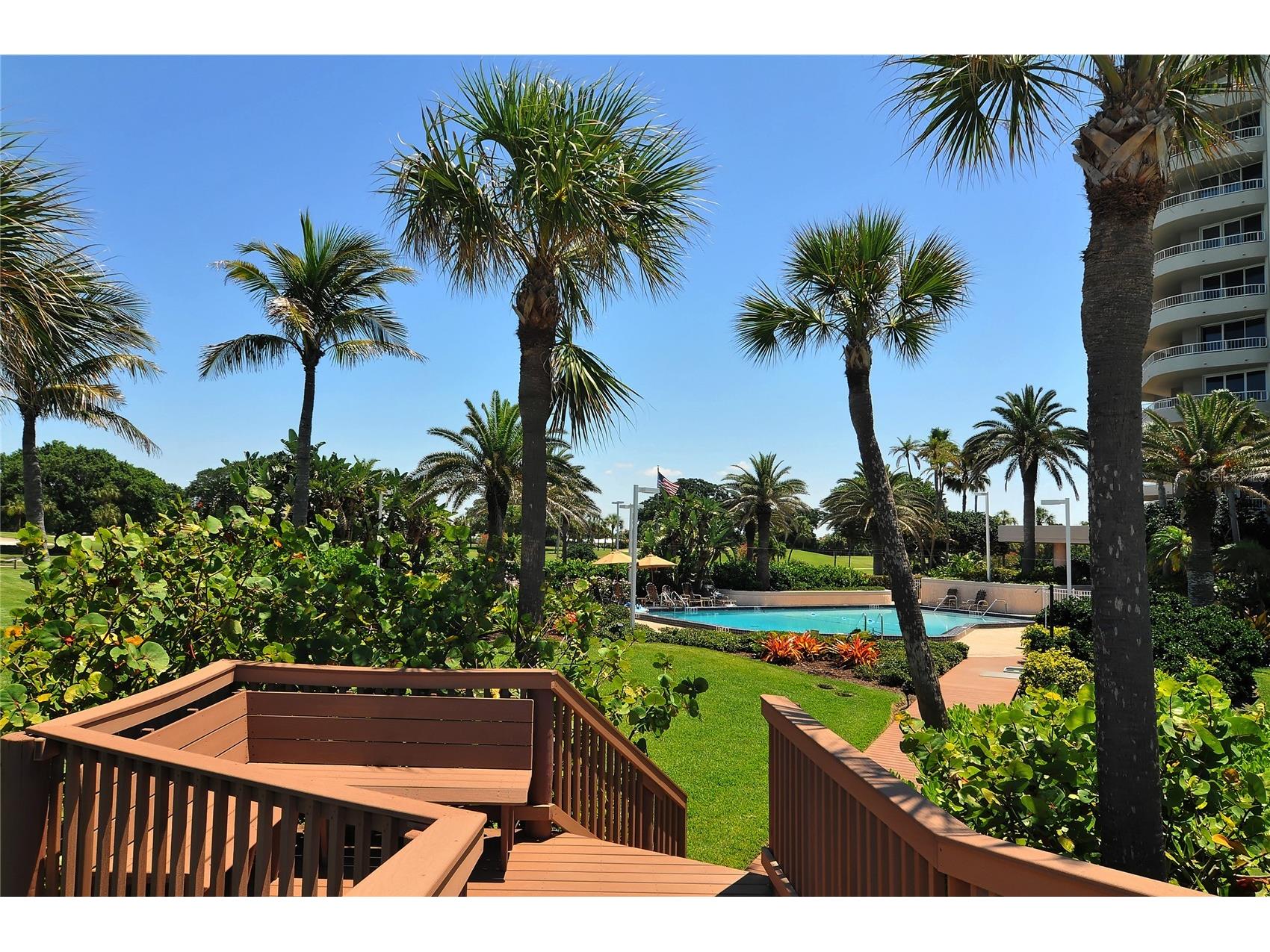 775 Longboat Club Road #204 Longboat Key FL 34228 A4677065 image37
