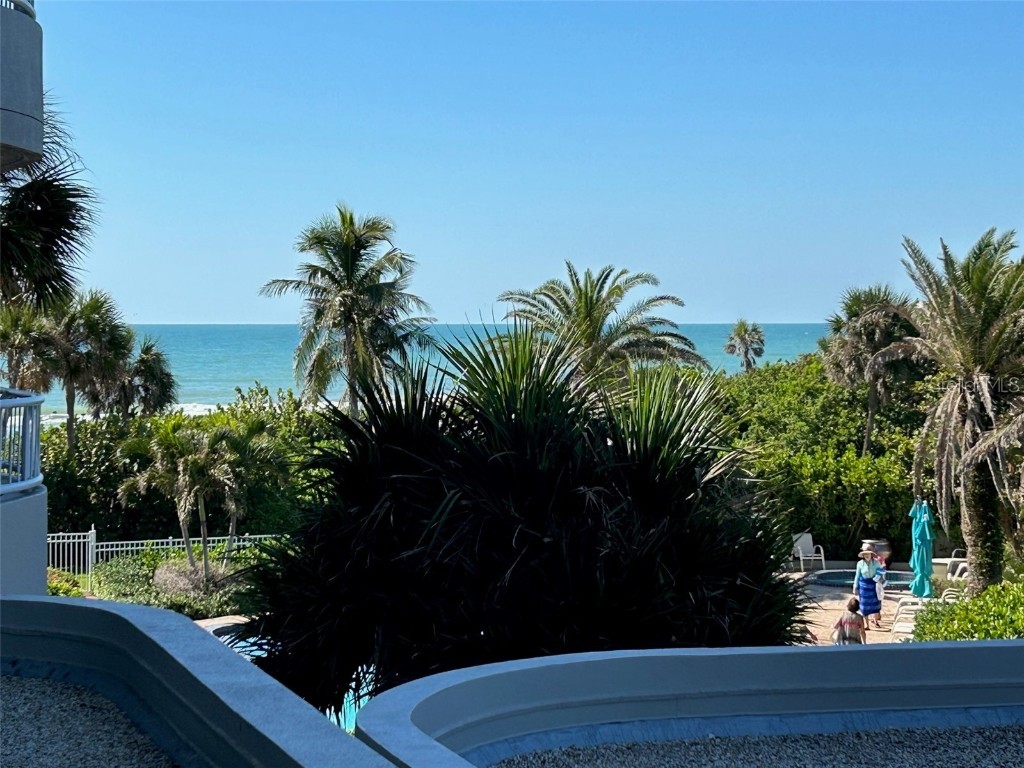 775 Longboat Club Road #205 Longboat Key FL 34228 - GULF OF MEXICO A4585483 image1