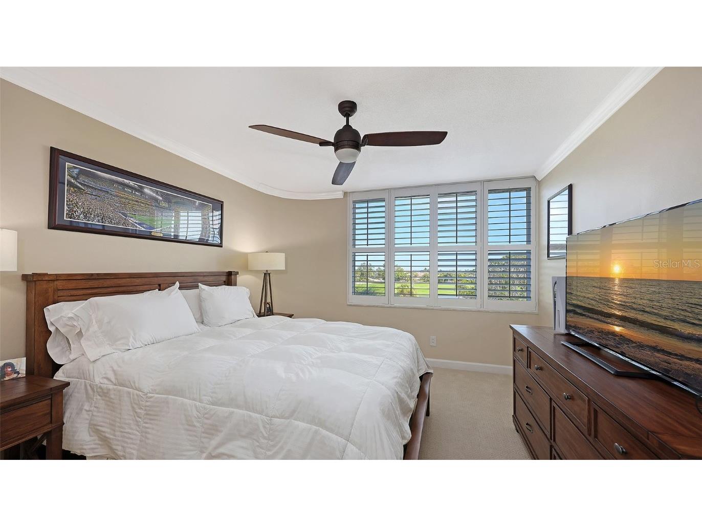 775 Longboat Club Road #304 Longboat Key FL 34228 A4671935 image17