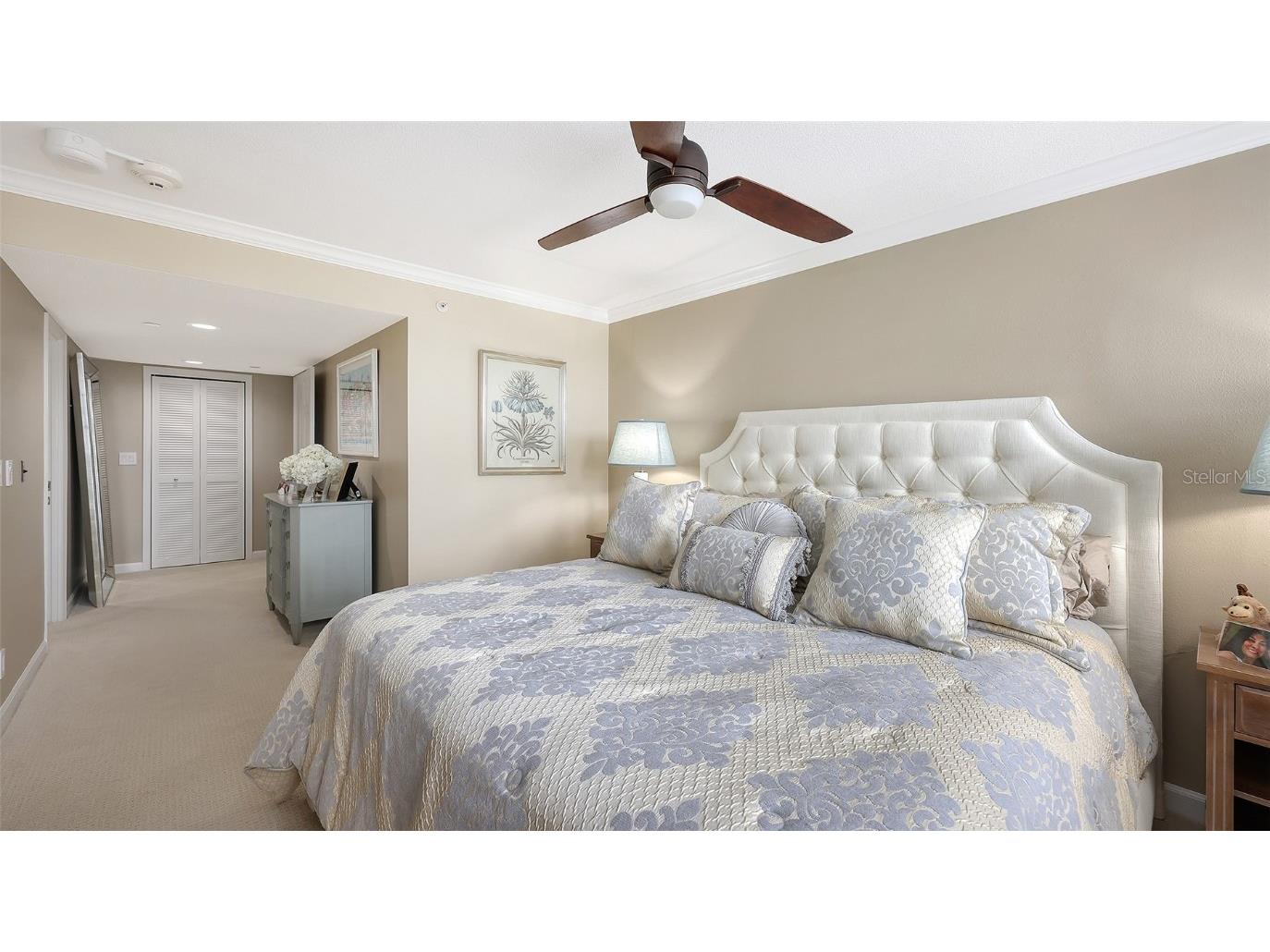 775 Longboat Club Road #304 Longboat Key FL 34228 A4671935 image28