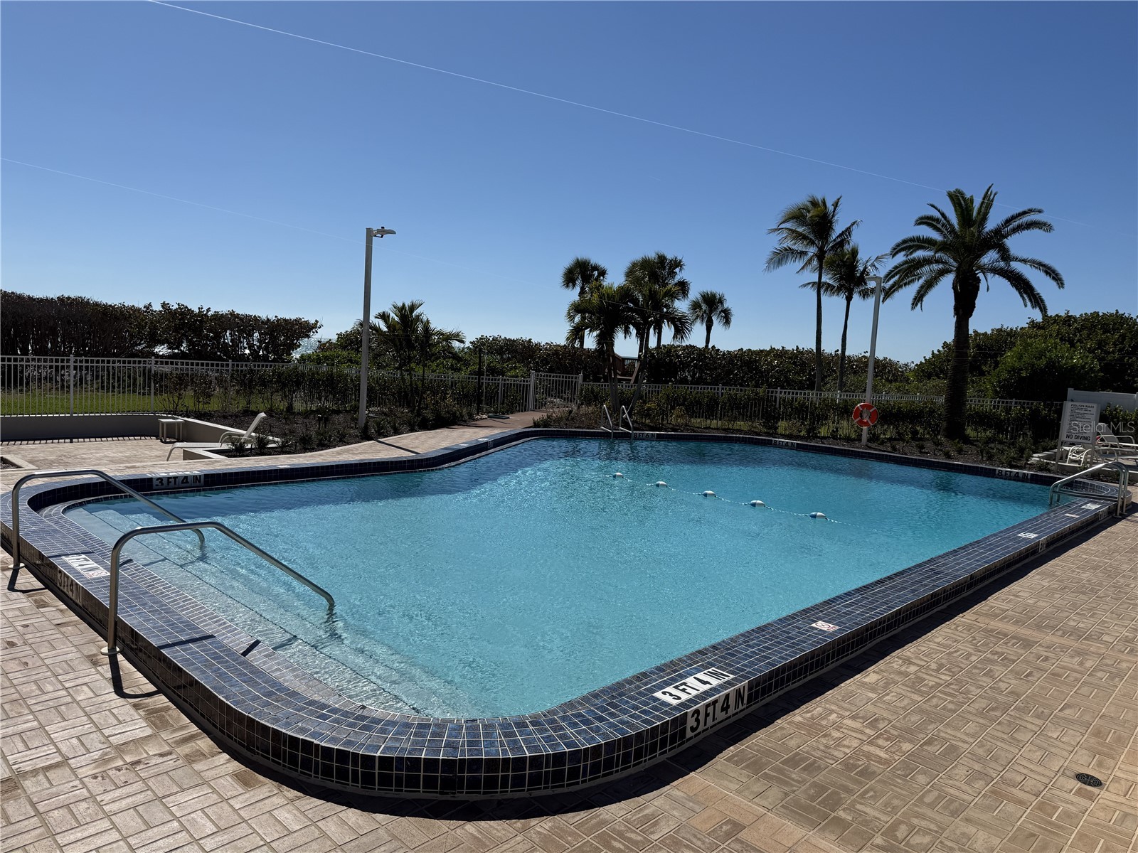 775 Longboat Club Road #401 Longboat Key FL 34228 - GULF OF MEXICO A4681439 image26